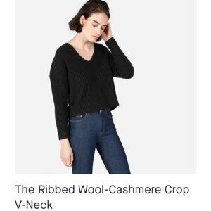 Everlane Medium Ribbed Wool-Cashmere Crop V-Neck Sweater